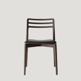 Sengfelder 10-Vipp-481-Cabin-Chair-dark-oak-black-leather.webp