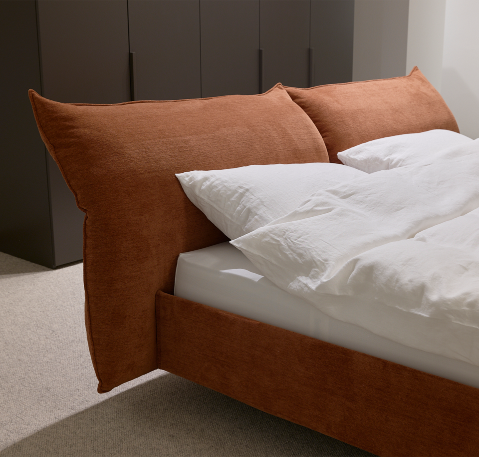 Sengfelder Möller Design - Bett Rose m. vertsellbarem Kopfteil