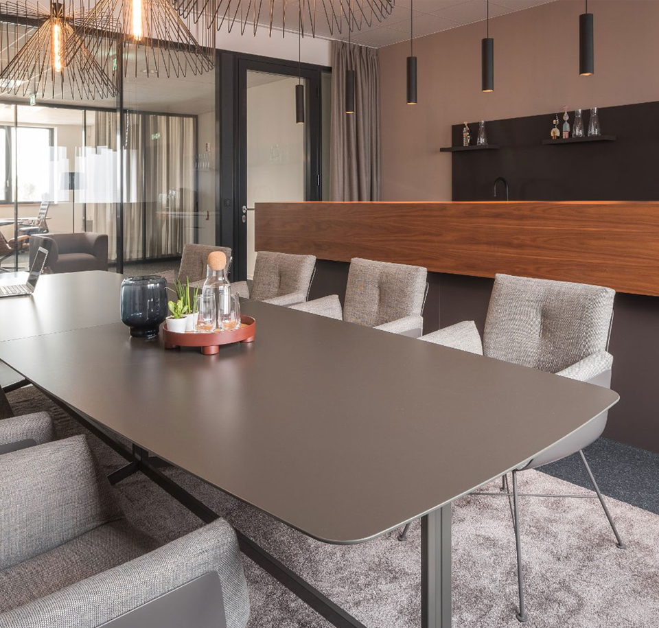 Sengfelder COR - Stuhl Alvo mit Tellerfuß