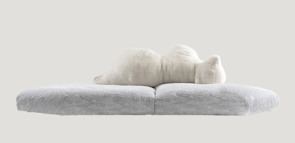 Sengfelder 11-Edra-Pack-Sofa-mit-Eisbaer-gellyfoam-stoff-hell.webp