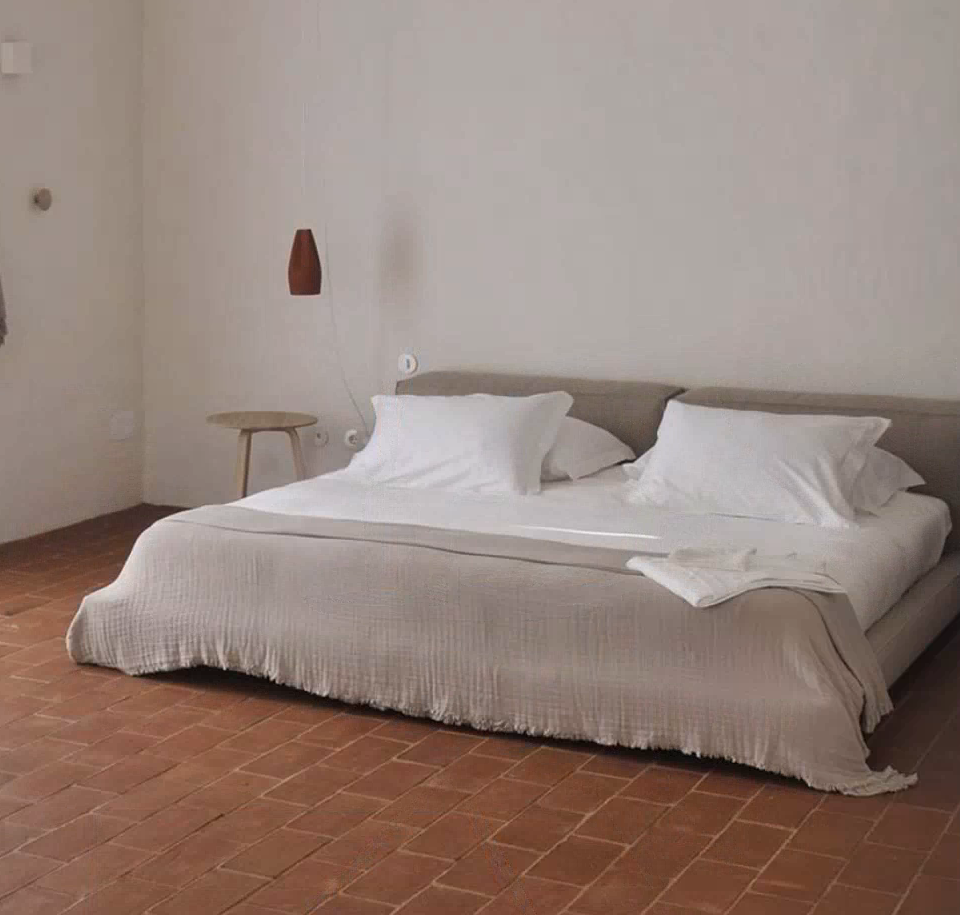 Sengfelder Living Divani - Polsterbett Neowall