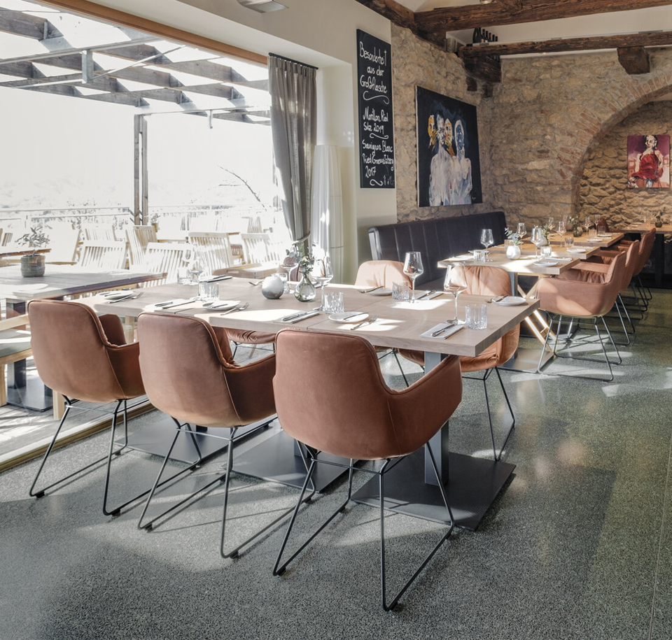 Sengfelder Freifrau - Stuhl Leya Armchair High