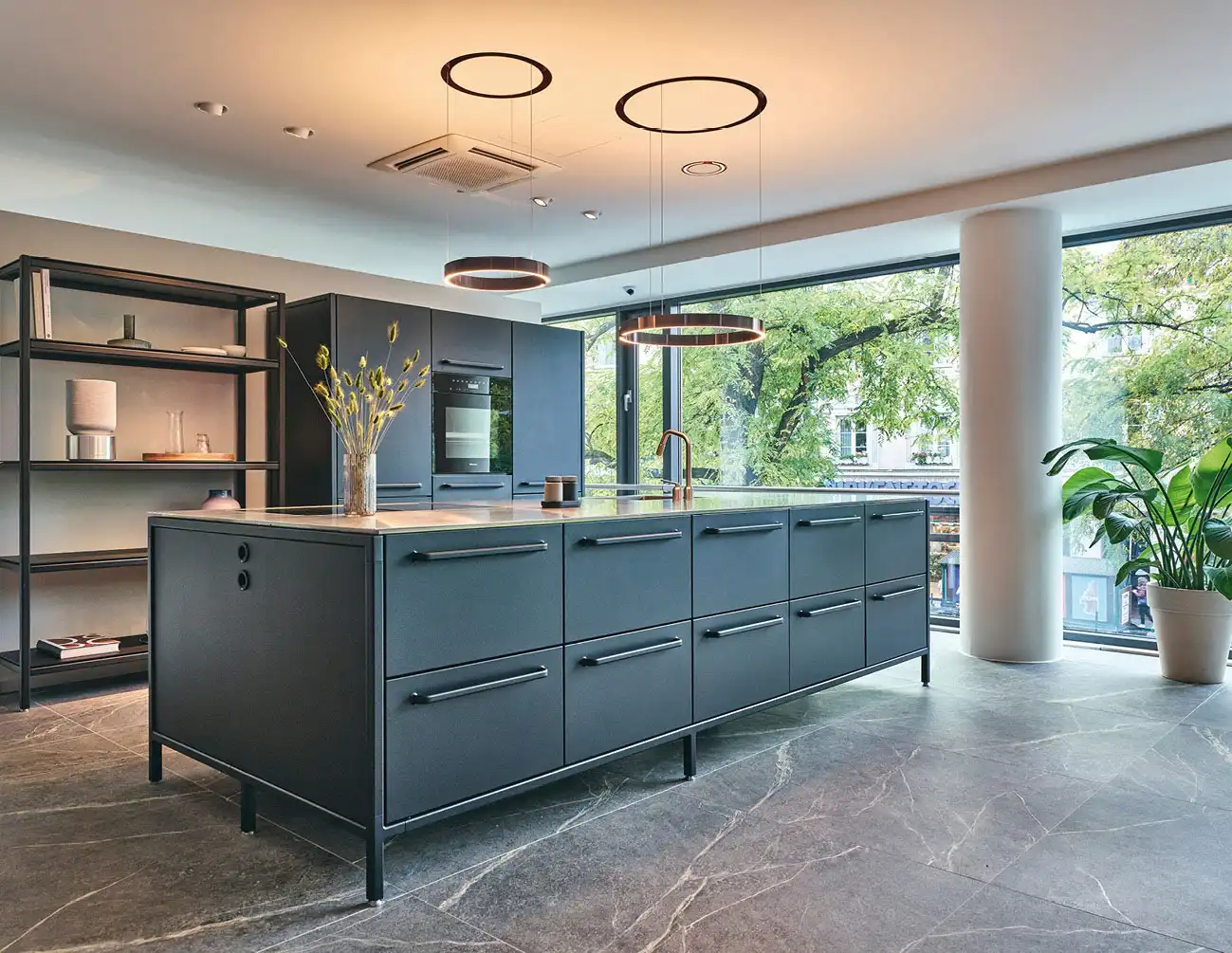 Sengfelder_ShowroomMuc_1.webp