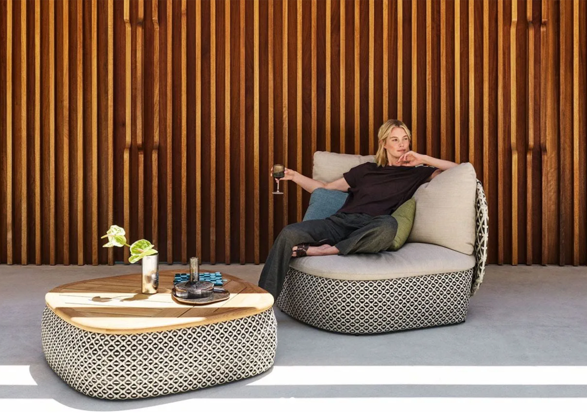 Sengfelder 05.20.02_Dedon-MDear-Header-Beistelltisch-Sitzelement.webp