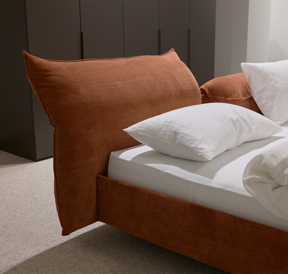 Sengfelder Möller Design - Bett Rose m. vertsellbarem Kopfteil